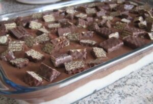 Aprenda a fazer um delicoso pavê de Bis. (Foto: Divulgação)