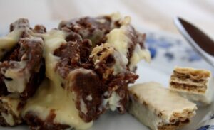 O pavê fica crocante e irresistível. (Foto: Divulgação)