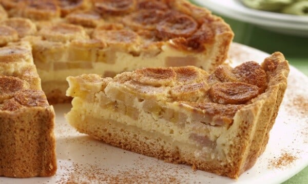 Aprenda a preparar uma deliciosa torta de banana. (Foto: Divulgação)