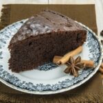 Bolo de chocolate com canela