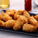 Bolinho de mandioca e atum