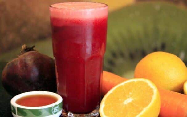 Suco de laranja com beterraba. (Foto: Divulgação)