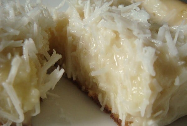 A torta fica molhadinha e macia. (Foto: Divulgação)