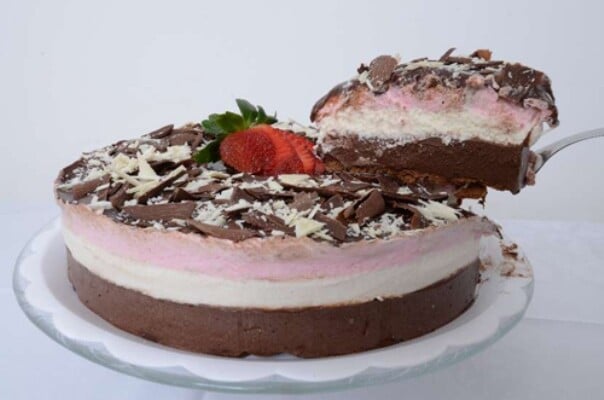 Receita de Torta Napolitana: bonita, saborosa e sofisticada