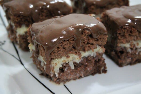 Chegou a hora de preparar um delicioso bolo de prestígio. (Foto: Divulgação)