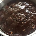 Cobertura de chocolate durinha para bolos!