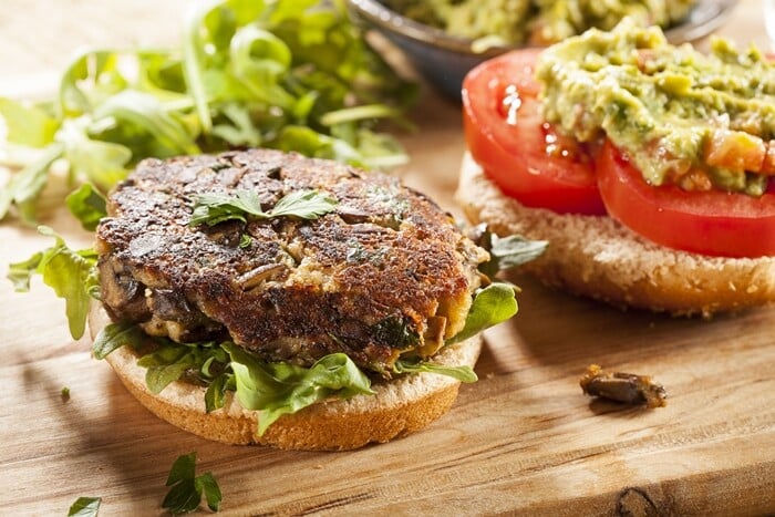 Hambúrguer vegetariano: Receita que não vai carne
