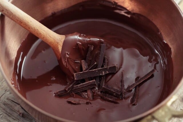 como fazer ganache de chocolate