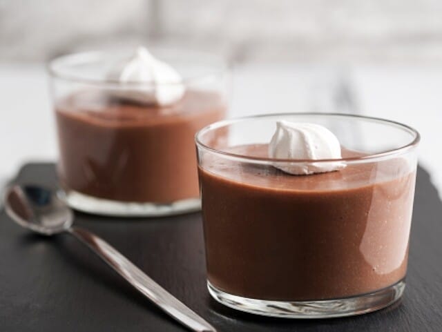 Cinco formas de fazer Mousse de Chocolate