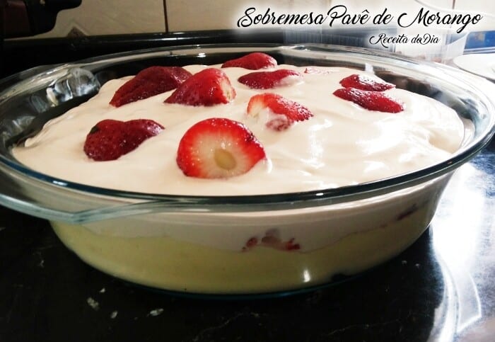 Sobremesa Pavê de Morango simples